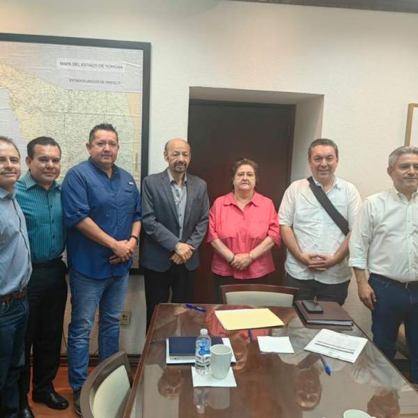Firman CECyTE Sonora y SITCECYTES contrato colectivo de trabajo